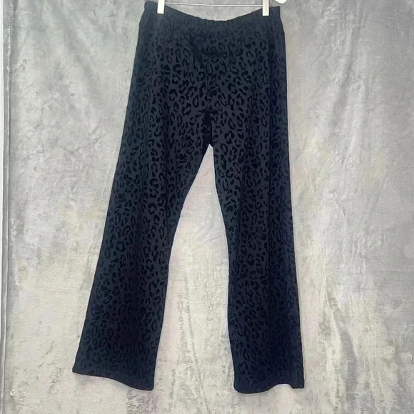 Alembika Pull On Black Velvet Textured Leopard Print Wide Leg Pants Size 4